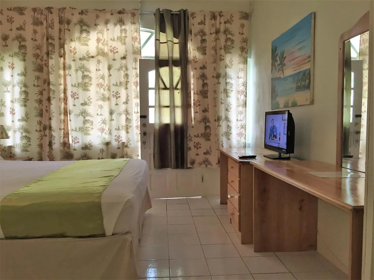 ***  Fun Holiday Beach Resort Negril Jamaica